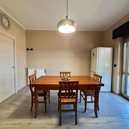 Blucris - Elegante E Confortevole דירה *