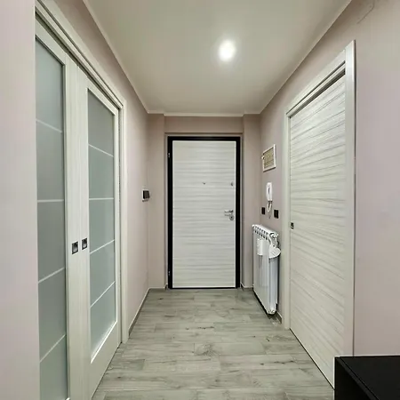 Apartment Blucris - Elegante E Confortevole