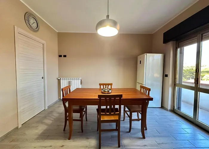 Blucris - Elegante E Confortevole Lägenhet *